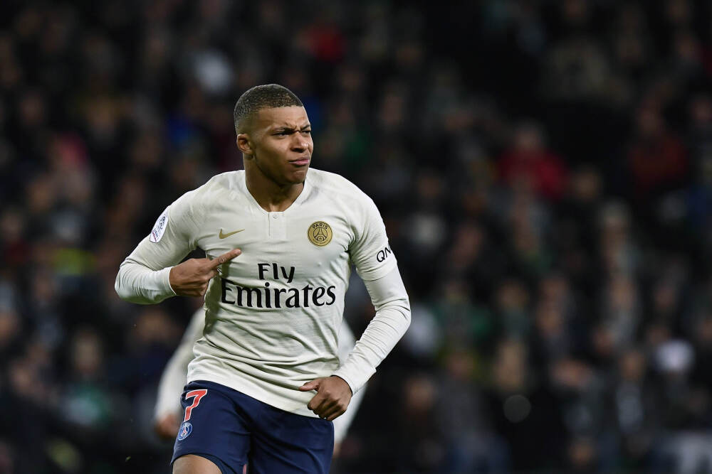 76人客战雷霆：恩比德因脚踝扭伤+右膝伤病管理缺阵 乔治大概率打